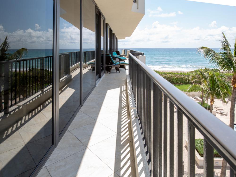 PGT Commercial SlimFront Window - Aluminum